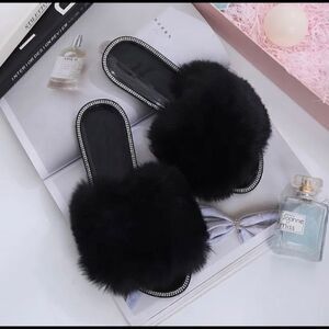 Women’s Sandals  